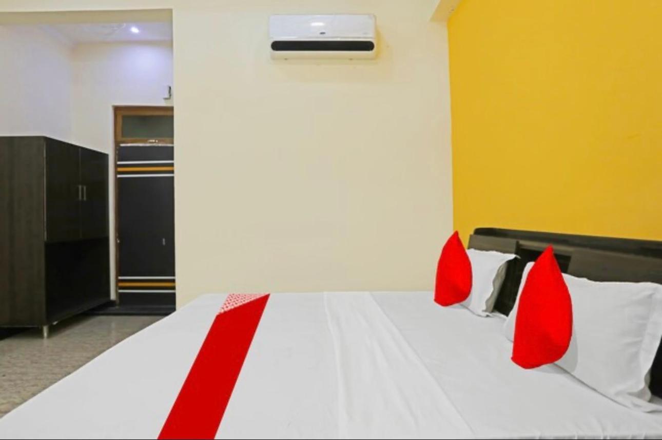 קאנפור Hotel Mannu Grand מראה חיצוני תמונה
