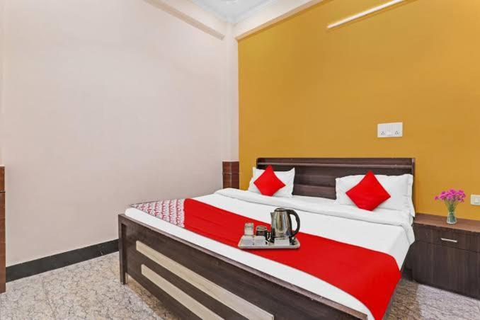 קאנפור Hotel Mannu Grand מראה חיצוני תמונה